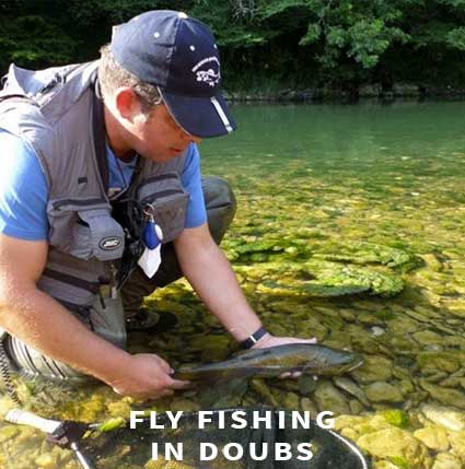 Fly fishing in Doubs
